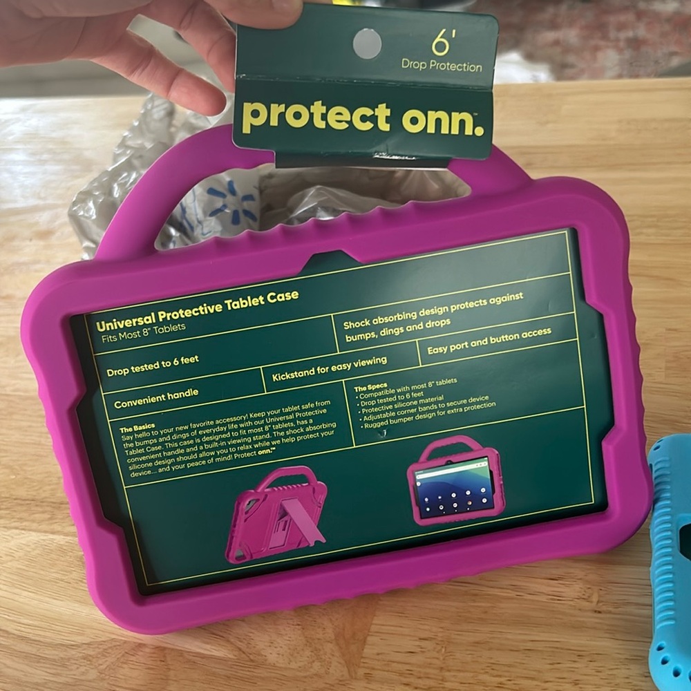 protect on— tablet case 8”